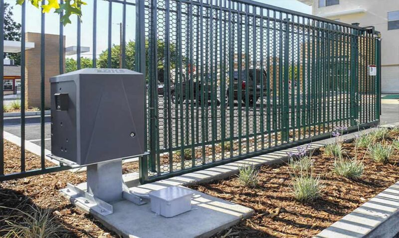 Colonial Fence & Guardrail - Commercial Fence, Security Fence ...